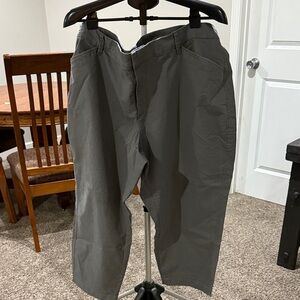 Old Navy Gray Ankle Pants